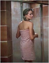 Kim Basinger nude