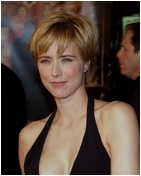 Tea Leoni nude