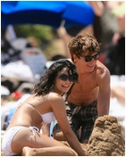 Vanessa Anne Hudgens nude