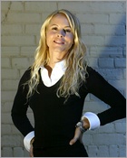 maria-bello_13.jpg - 112 KB