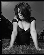 neve-campbell_04.jpg - 137 KB